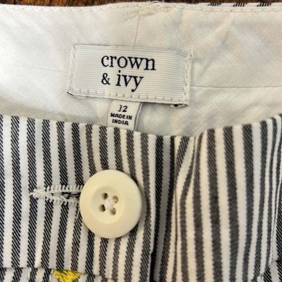 NWT lemon shorts Crown & Ivy lemon embroidered striped print 5” inseam size 12 - Picture 5 of 9